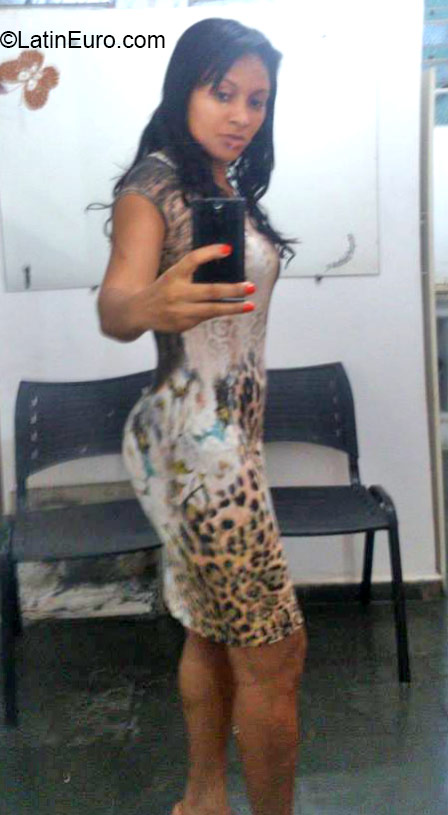 Date this young Brazil girl Edmeirie from Ribeirao Das Neves BR9359