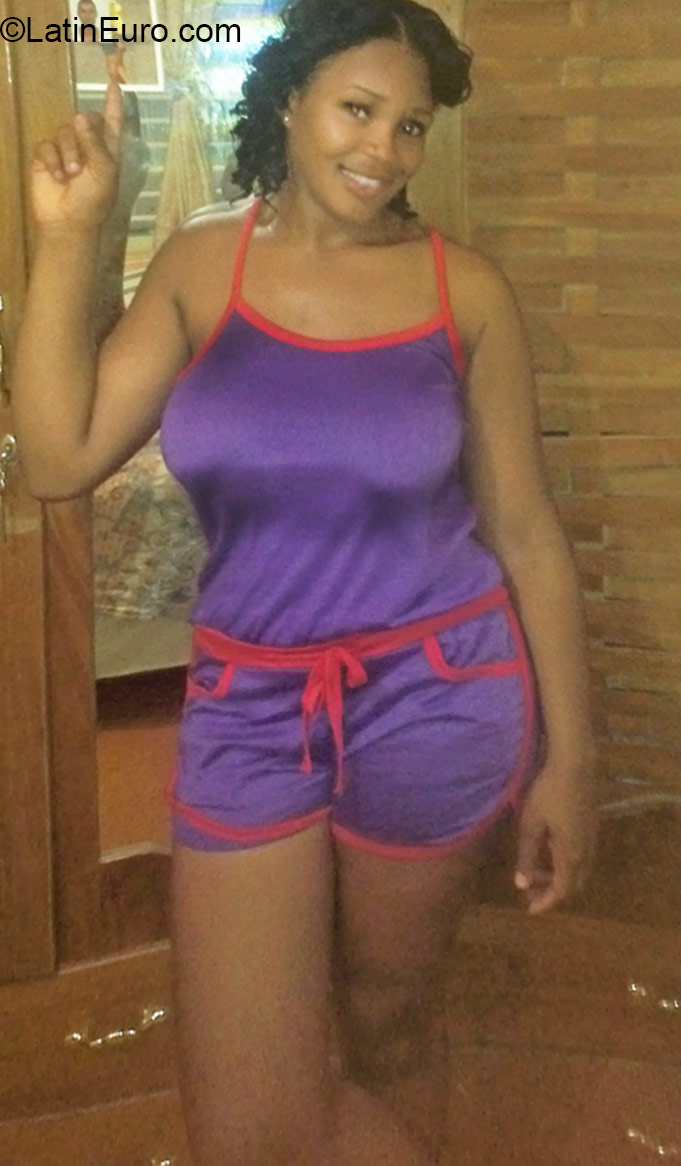 Date this georgeous Jamaica girl Octavia from Montego bay JM2081