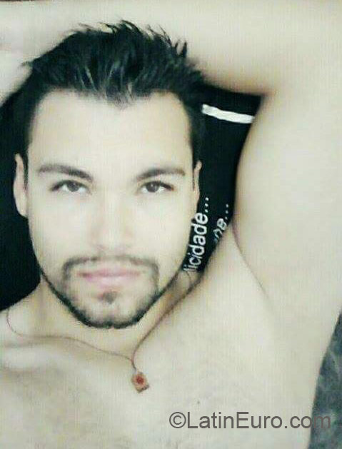 Date this young Dominican Republic man Brian from Santo Domingo DO22502