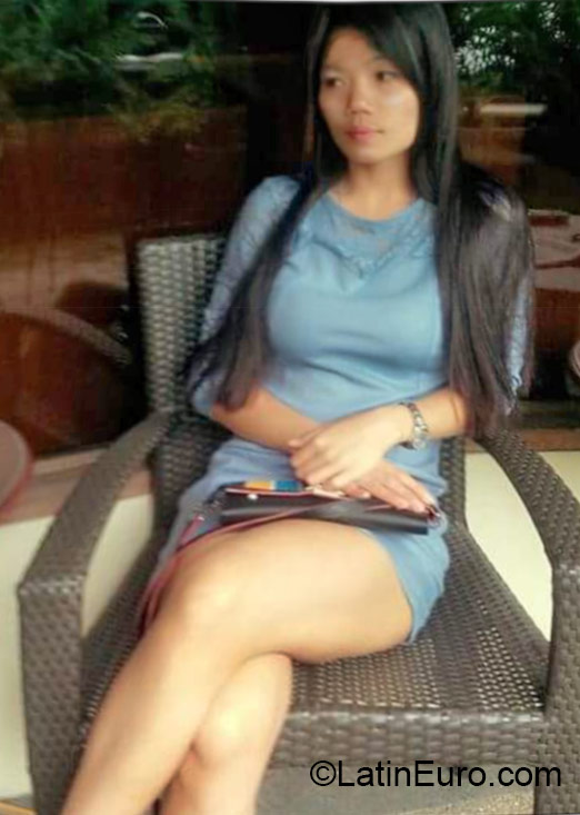 Date this delightful Philippines girl Agnes from Cebu City PH805