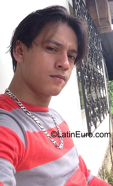 Date this cute Honduras man Josue from San Pedro Sula HN1606