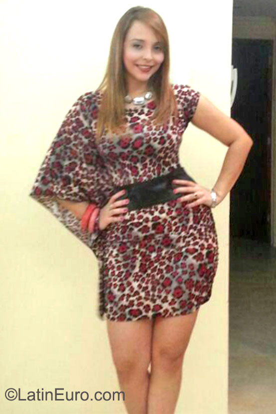 Date this gorgeous Venezuela girl Any from Valera VE601