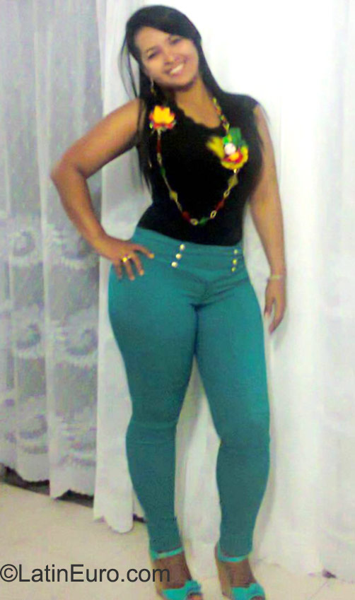 Date this delightful Colombia girl Leidi from Barranquilla CO17891