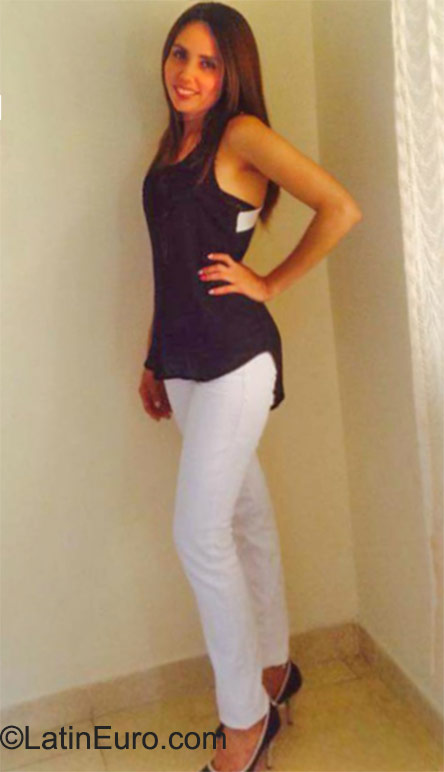 Date this gorgeous Colombia girl Milena from Ibague CO17892