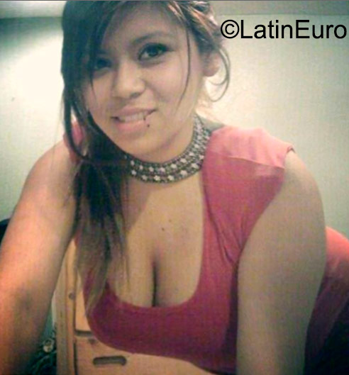 Date this tall Dominican Republic girl Naty from Santiago DO23076