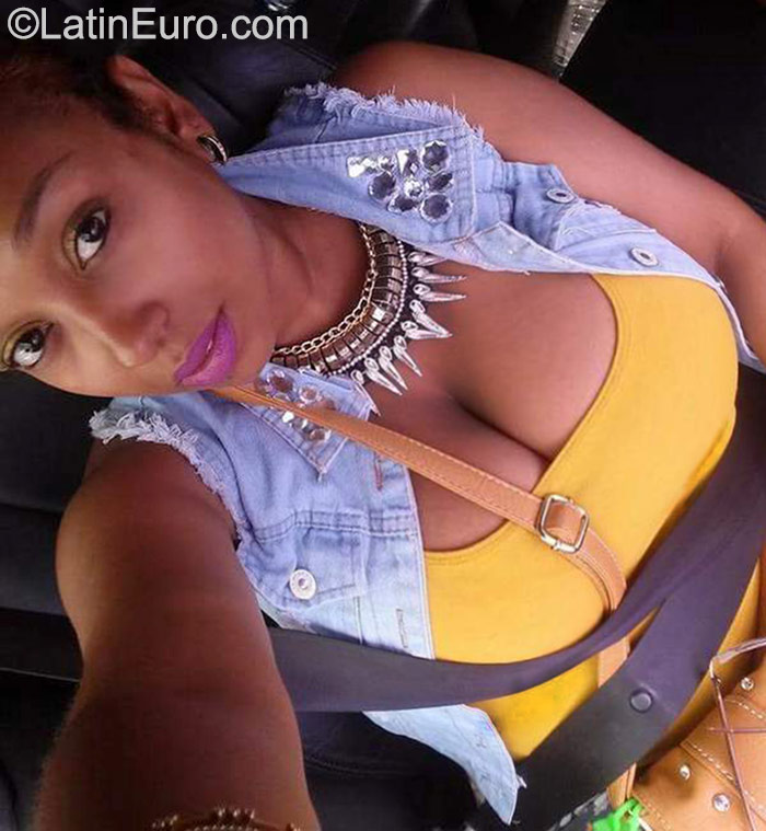 Date this delightful Dominican Republic girl Pilar from Puerto Plata DO23083