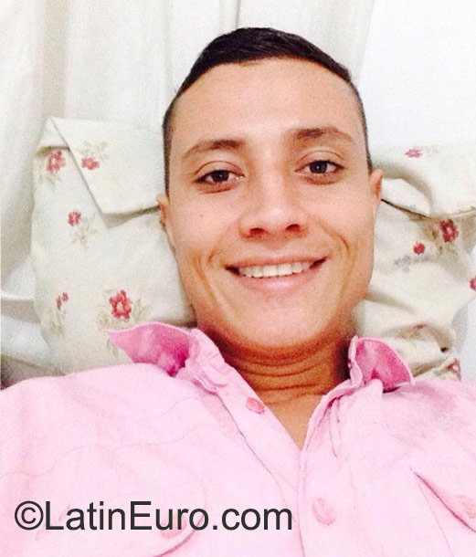 Date this funny Colombia man Jorge from Medellin CO17985