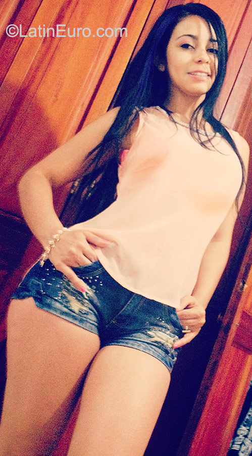 Date this exotic Colombia girl Alejandra from Medellin CO17992