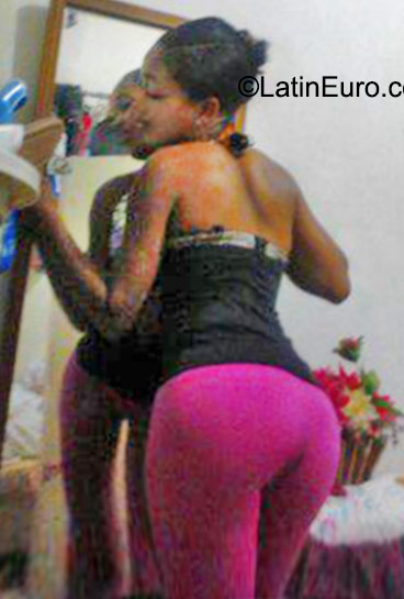 Date this cute Dominican Republic girl Rosany from Santo Domingo DO23267