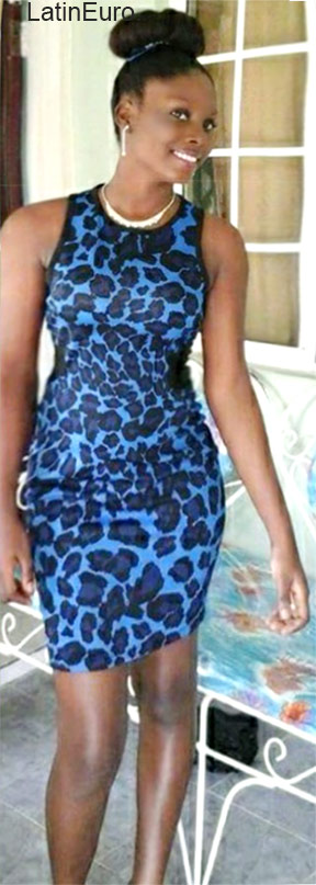 Date this hard body Jamaica girl Sheriekia from Kingston JM2233