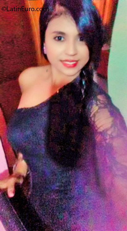 Date this hot Colombia girl Lemis from Valledupar CO18592