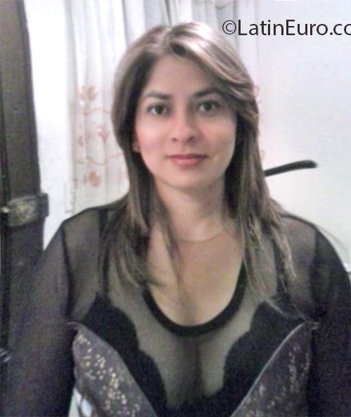 Date this sensual Colombia girl Marta from Medellin CO18691