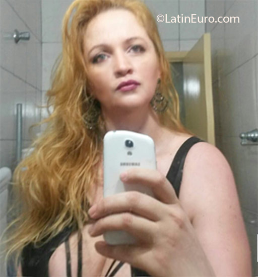 Date this passionate Brazil girl Helena from Sao Paulo BR9604
