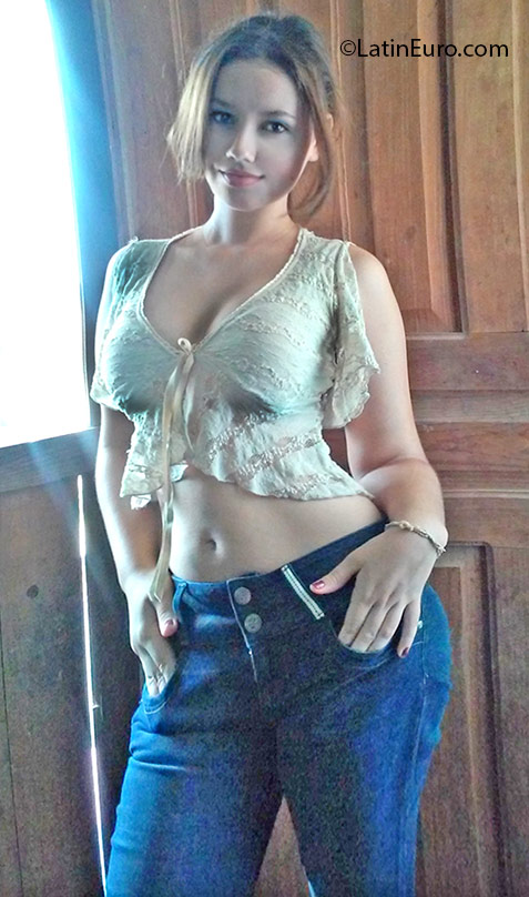 Date this stunning Honduras girl Sindy from San Pedro Sula HN2072