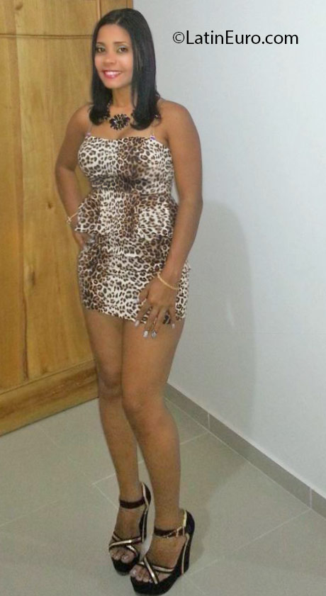 Date this exotic Dominican Republic girl Marlin from Puerto Plata DO25397