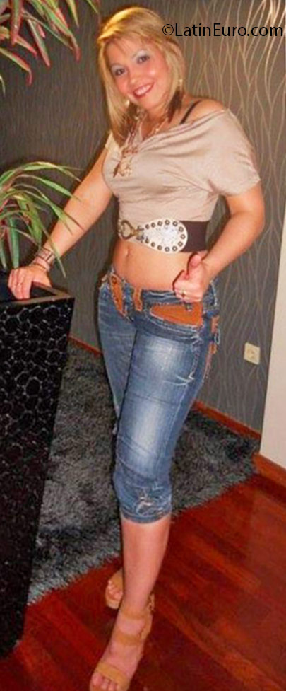 Date this passionate Brazil girl Nilma from Recife BR9638