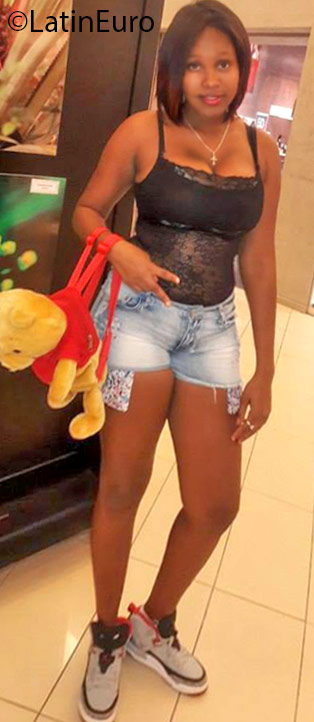 Date this fun Dominican Republic girl Nathaly from Santo Domingo DO25665