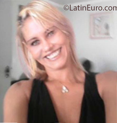 Date this hot Brazil girl Patricia from Salvador BR9657