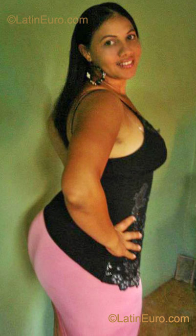 Date this exotic Dominican Republic girl Andrea from Santiago DO25765