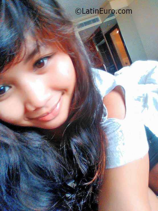Date this beautiful Philippines girl Jennifer from Quezon City PH907