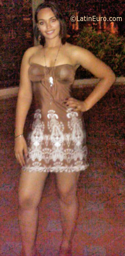 Date this delightful Dominican Republic girl Ross from Santo Domingo DO26072