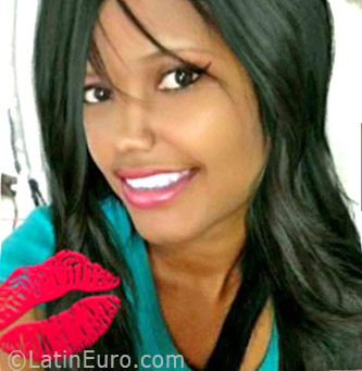Date this sultry Dominican Republic girl Elizabeth from La Vega DO26187