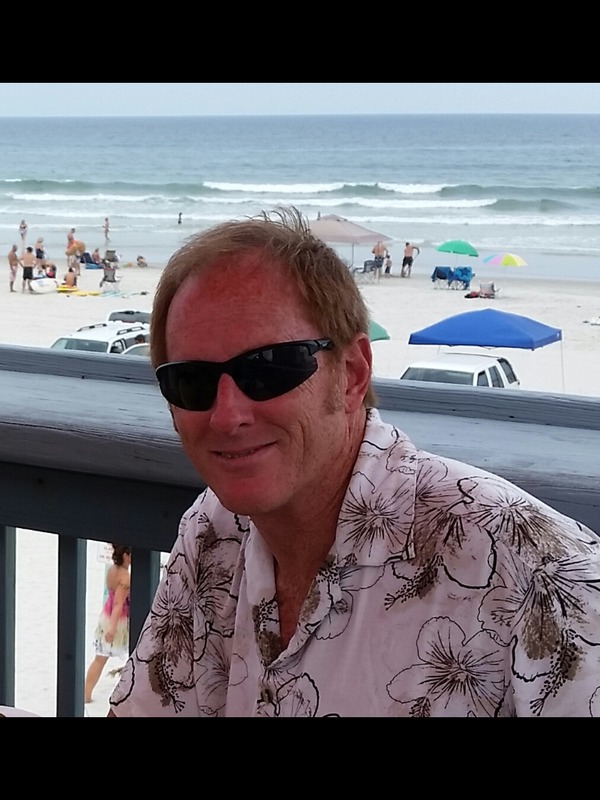 Date this lovely United States man Terry from Cocoa Beach US17492
