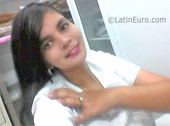 Date this beautiful Colombia girl Angelica dayana from Cucuta CO19144
