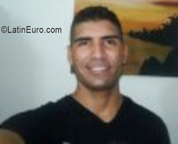 Date this lovely Colombia man Gustavo from Turbo CO19399