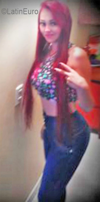 Date this stunning Colombia girl Yuri from Bogota CO19490