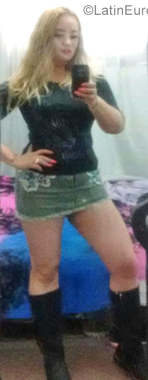 Date this attractive Colombia girl YENY from Bogota CO19569