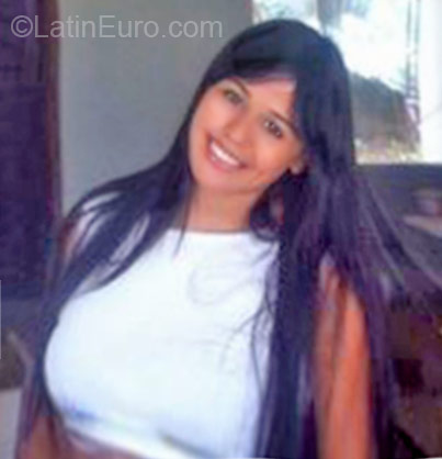 Date this voluptuous Brazil girl Maria from Fortaleza BR9792