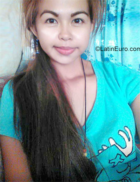 Date this nice looking Philippines girl Germedita from Cebu City PH931