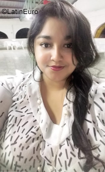 Date this sultry Honduras girl YOLIBETH from San Pedro Sula HN2294