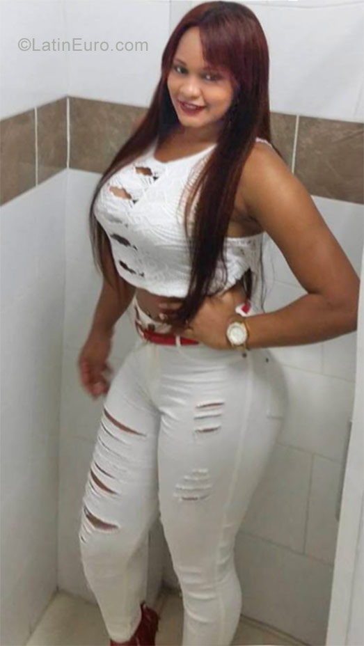 Date this sultry Dominican Republic girl Lixandra from Puerto Plata DO26934