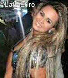 Date this sensual Brazil girl Rachel from Curitiba BR9852
