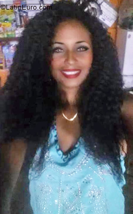 Date this charming Dominican Republic girl Any yosina from Puerto Plata DO27542