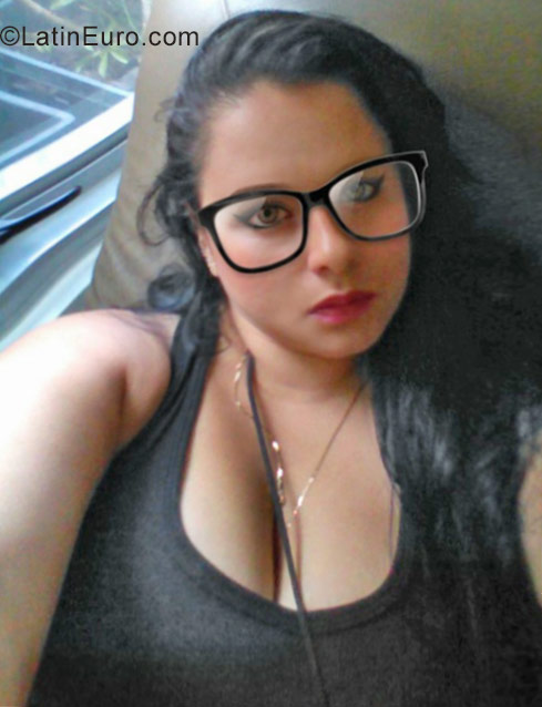 Date this funny Colombia girl Marcela from Medellin CO20719