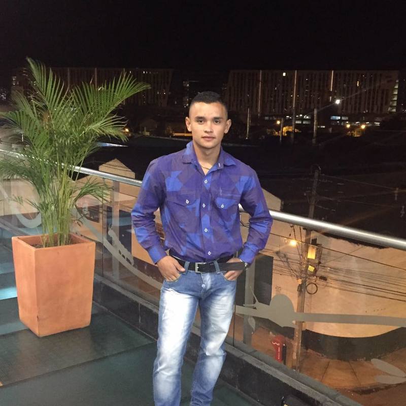 Date this sensual Colombia man Steven Fernande from Bogota CO20894