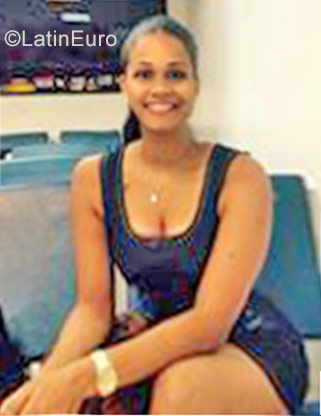 Date this lovely Dominican Republic girl Nelitzia from Bonao DO28069