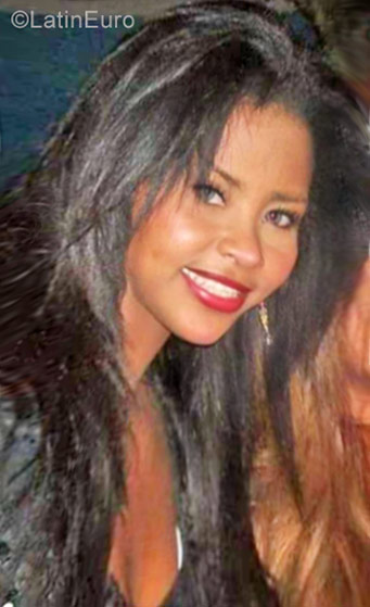 Date this good-looking Colombia girl Jenssy from Barranquilla CO21042