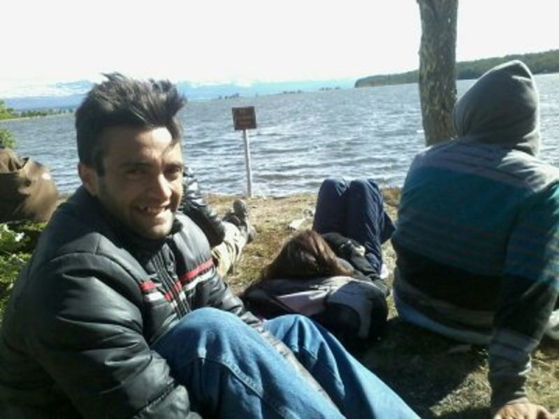 Date this attractive Argentina man Christian from Esquel AR103