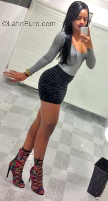 Date this young Dominican Republic girl Anerdis from Santiago DO28318