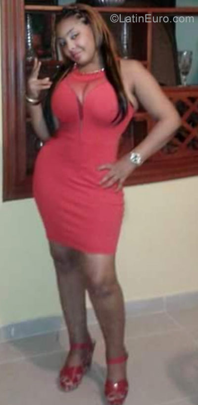 Date this georgeous Dominican Republic girl Jeannett from Santiago DO28377