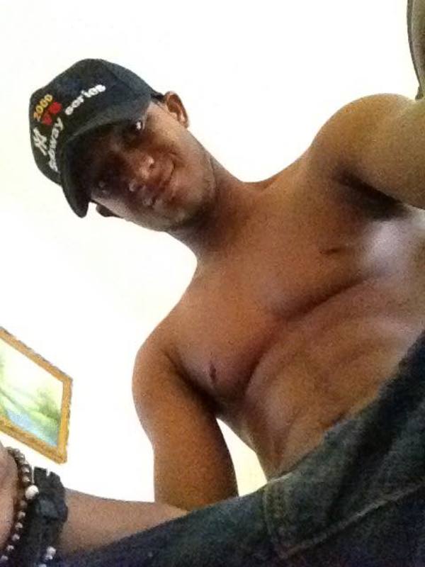 Date this sensual Dominican Republic man Frangel from Santo Domingo DO28422