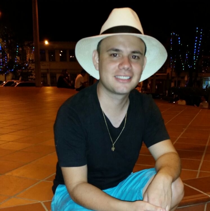 Date this foxy Colombia man Andres from Medellin CO21329