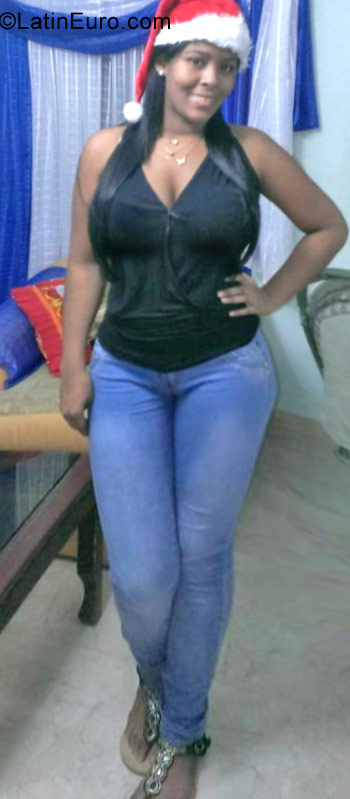 Date this stunning Dominican Republic girl Lilabet from San Cristobal DO28597