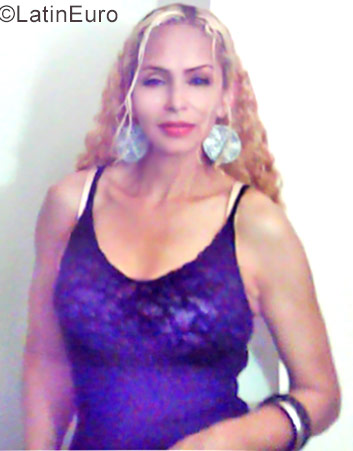 Date this sensual Colombia girl Patricia from Bogota CO21376