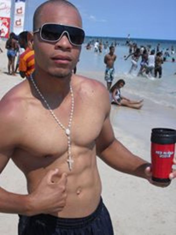 Date this good-looking Dominican Republic man Sisqo from Santo Domingo DO28620
