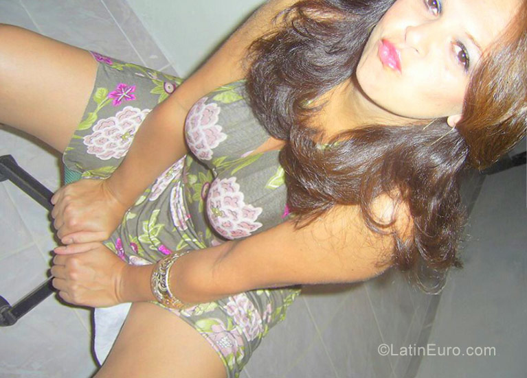 Date this foxy Brazil girl Adriana from Joao Pessoa BR10034